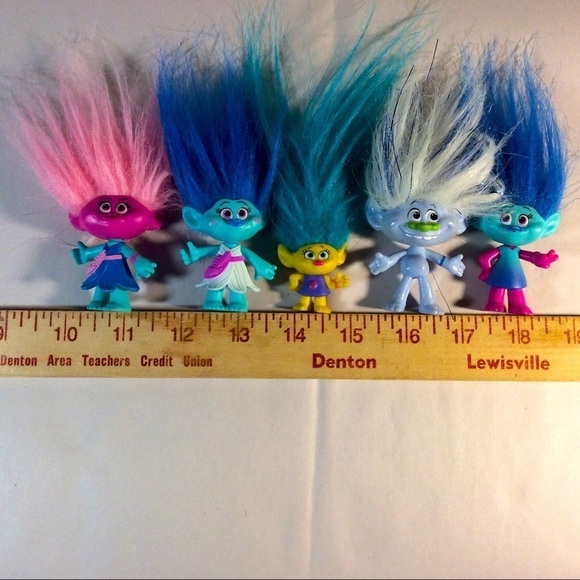 Cute Group of Trolls - Picture 10 of 10